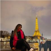 Professeure d’anglais, de français et de portugais en ligne | Basée à Montpellier depuis deux ans
